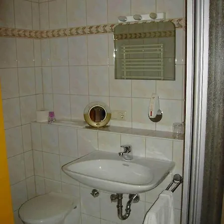 Haus Achtal, Garni